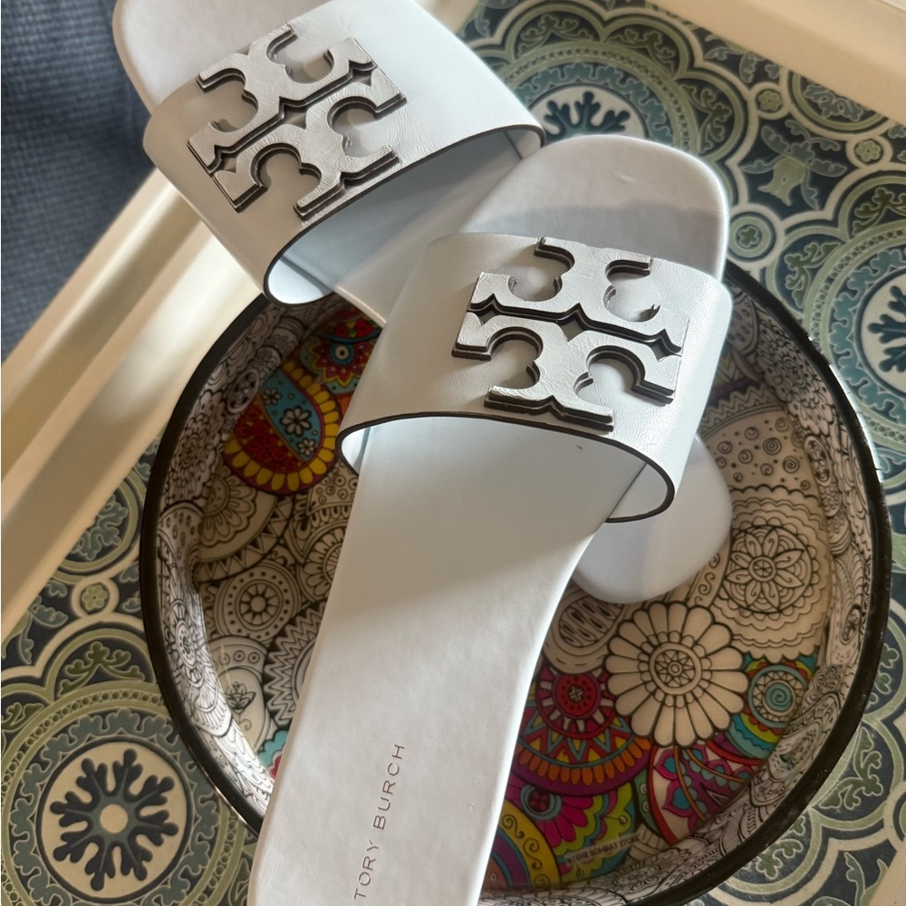 Tory Burch INES SINGLE-BAND SLIDE - Picture 4 of 4